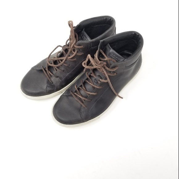 ecco womens leather sneakers